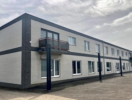                                        Kantoorruimte te huur in Alken, € 1.040
